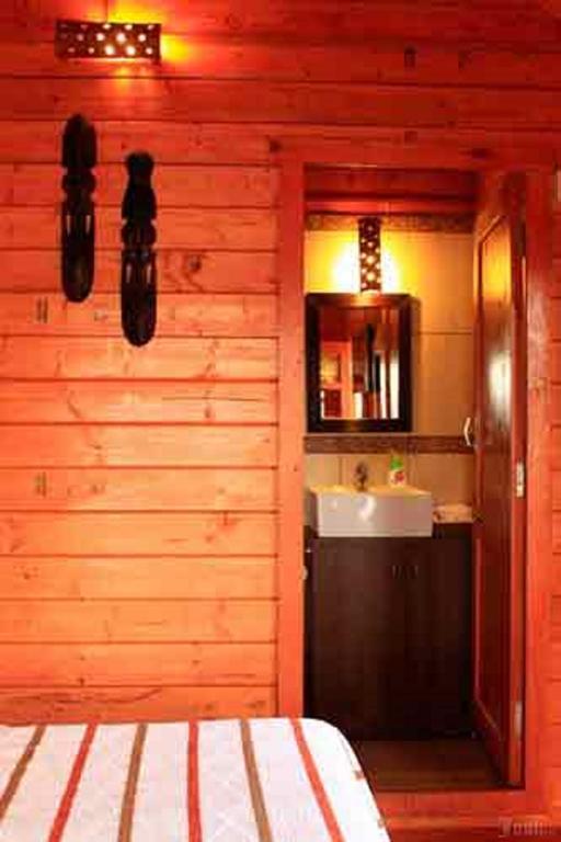 Cabo Cabana Hotel Panadzsi Kültér fotó